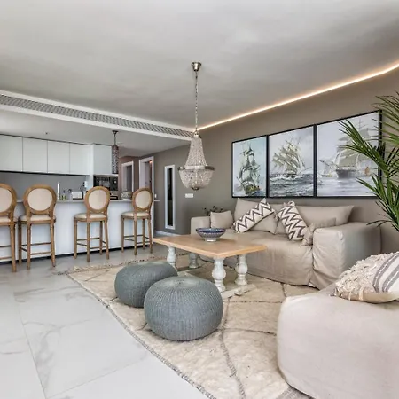 Vivi Homes - Kenzo Pool, Jacuzzi, Terrace & Sea View Apartment Fuengirola