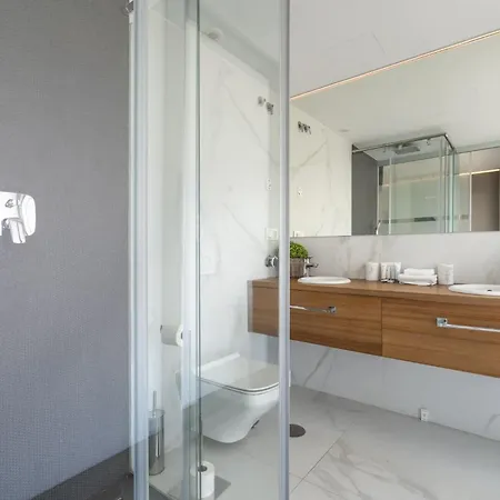 Vivi Homes - La Ola Pool, Terrace & Sea View Appartement Fuengirola