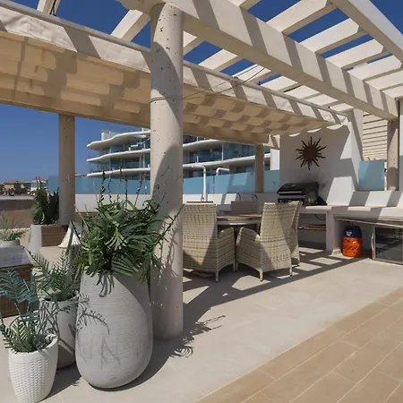 Vivi Homes - La Ola Pool, Terrace & Sea View Fuengirola