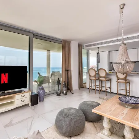 Apartment Vivi Homes - La Ola Pool, Terrace & Sea View *